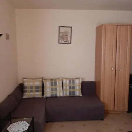 Kremer Vendeghaz Apartament *