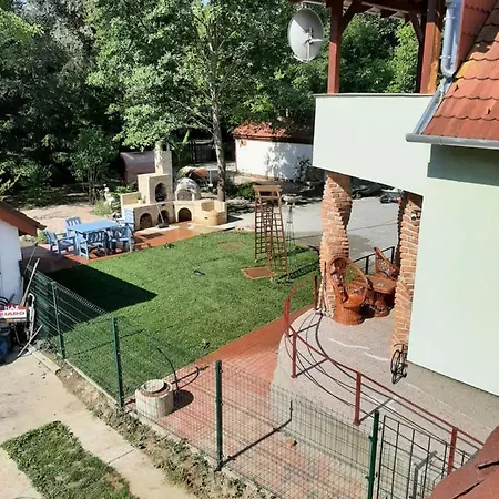 Apartament Kremer Vendeghaz *