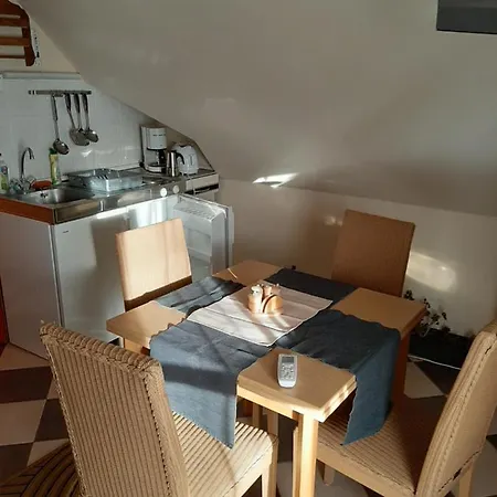 Kremer Vendeghaz Apartament *